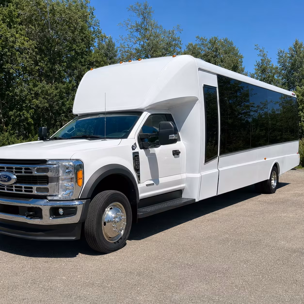 15 passenger minibus