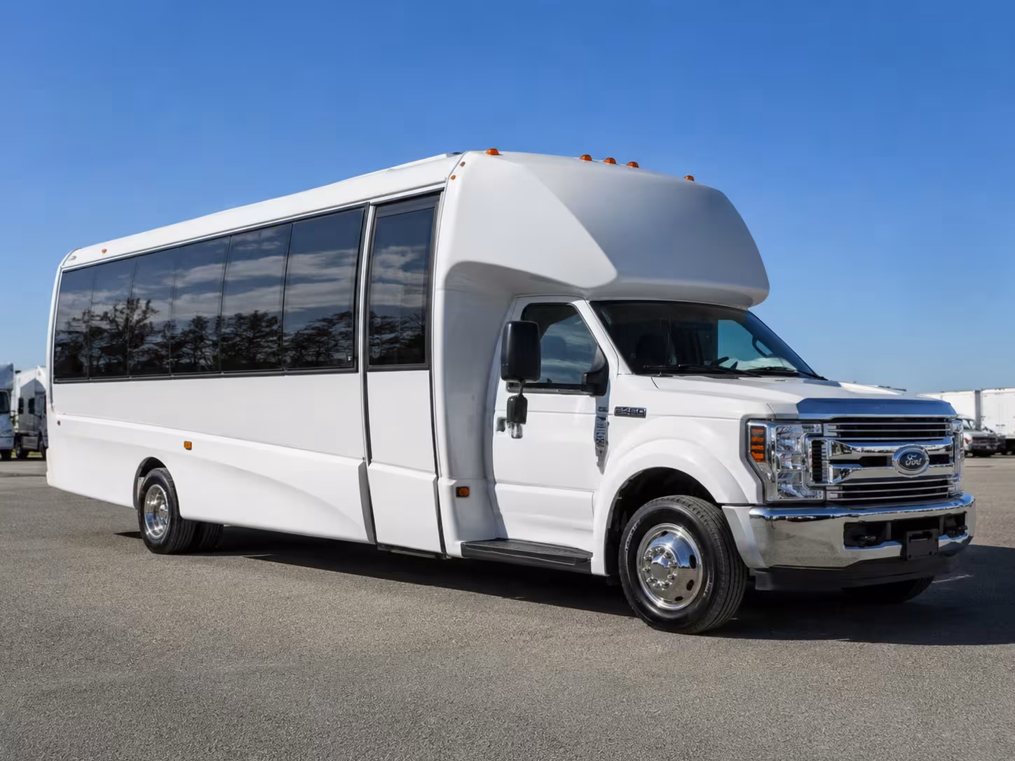 beaverton 15 passenger minibus rental