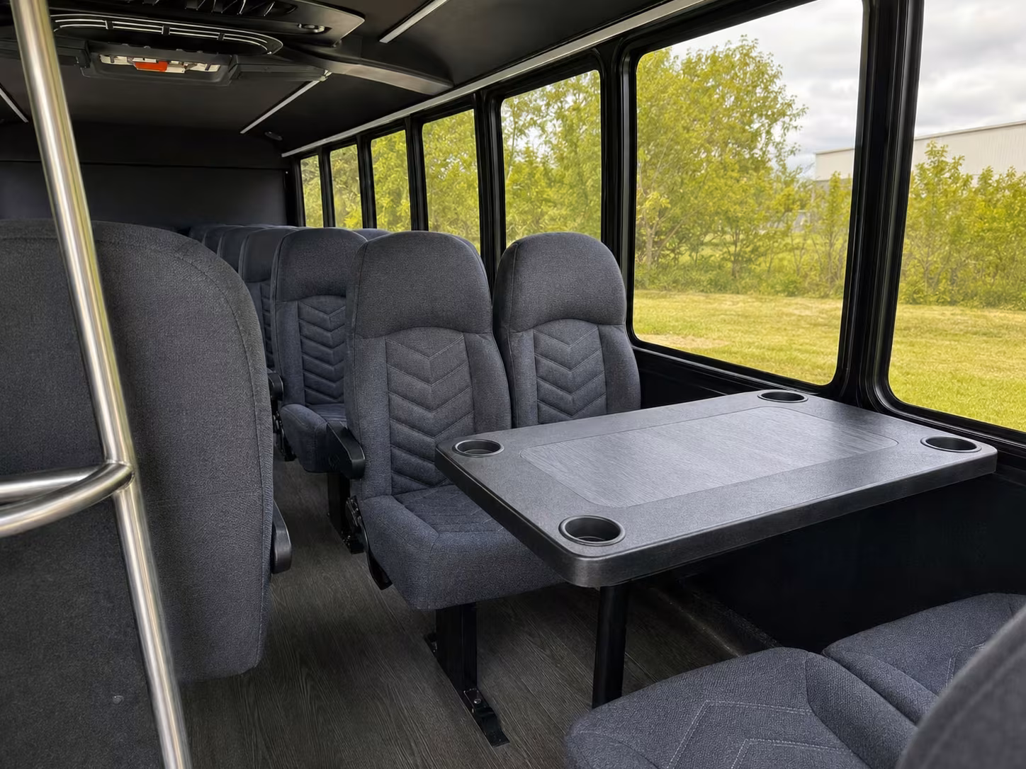 minibus rentals in beaverton for single classroom field trips